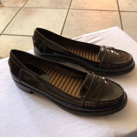 Loafers / Flats - Picture 2 of 3